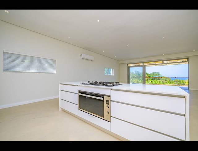 3 BEDROOM APARTMENT TO LET IN SHAKAS ROCK
